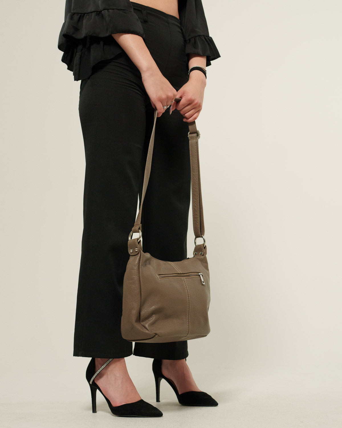 Borsa Tracolla Donna Thea Vera Pelle Fango - Morbida, Capiente, Versatile