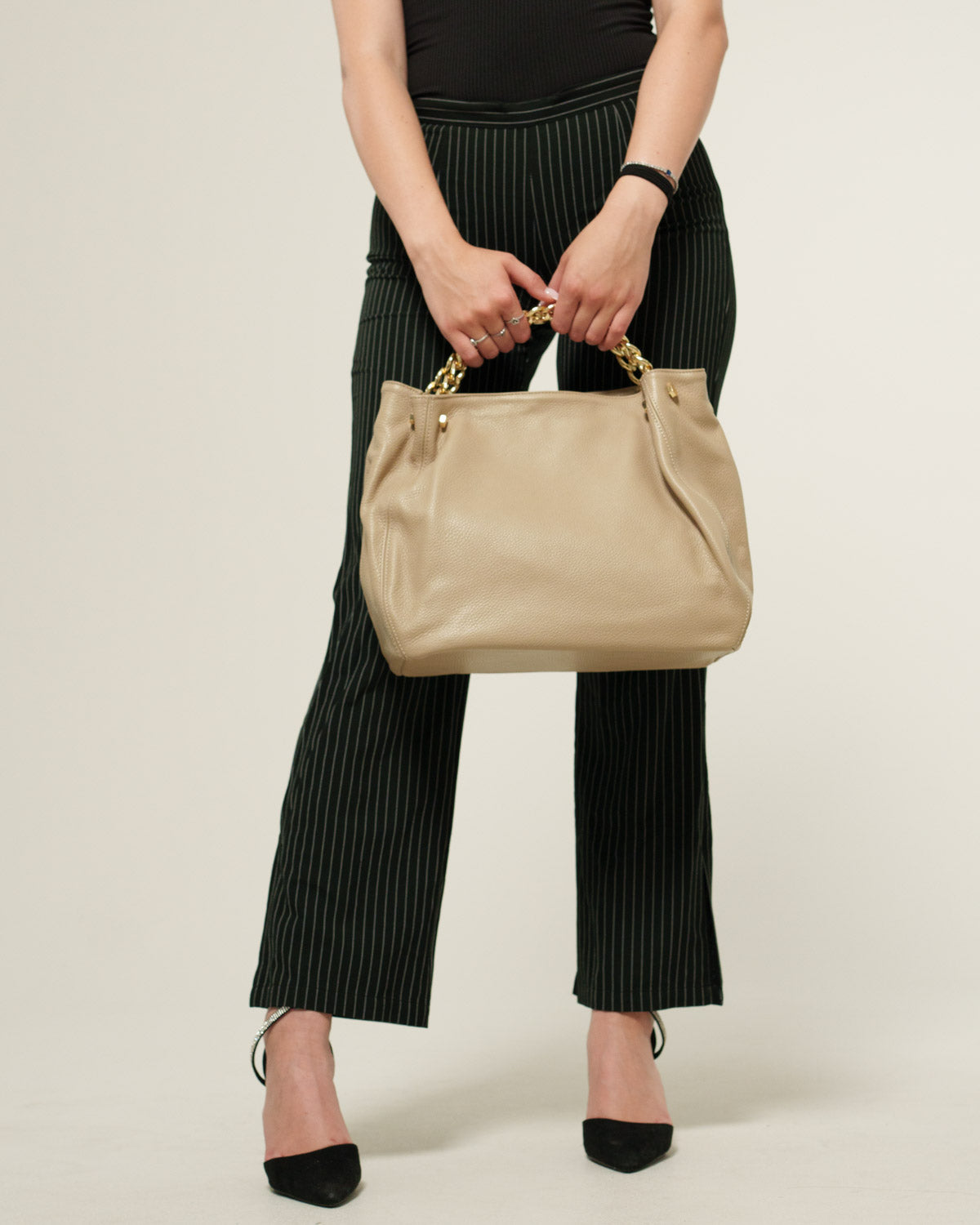 Borsa a mano Donna Valentina in vera pelle Taupe con zip made in italy