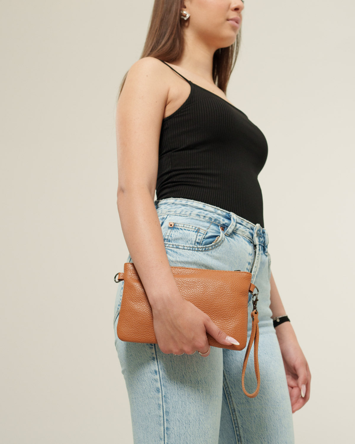 Pochette a Tracolla Donna Chiara in Vera Pelle Cognac