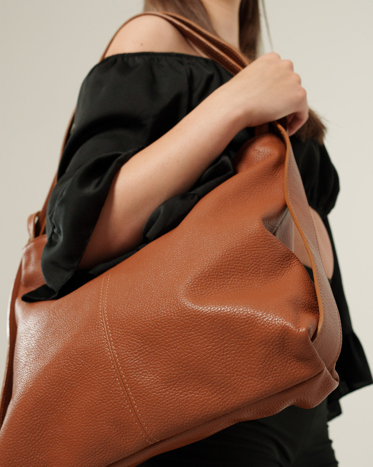 Borsa Spalla Zaino Donna Francesca Vera Pelle Cognac Versatile Pratica