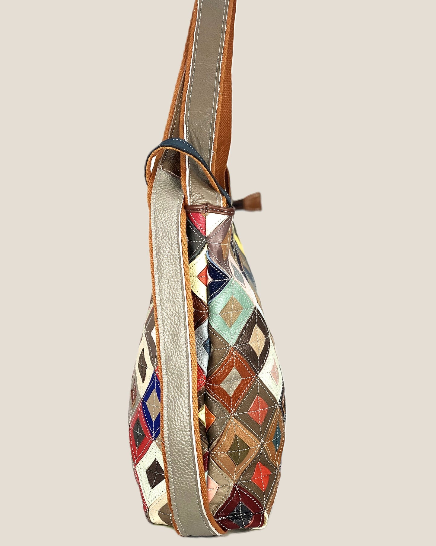 Borsa a spalla o Zaino donna Venusia in vera pelle modello Patchwork Multicolore rombo