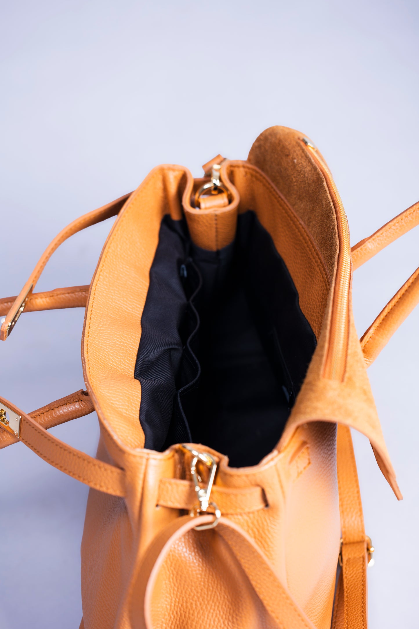 Borsa Donna LUNA in Vera Pelle Cammello Made in Italy – Eleganza Artigianale