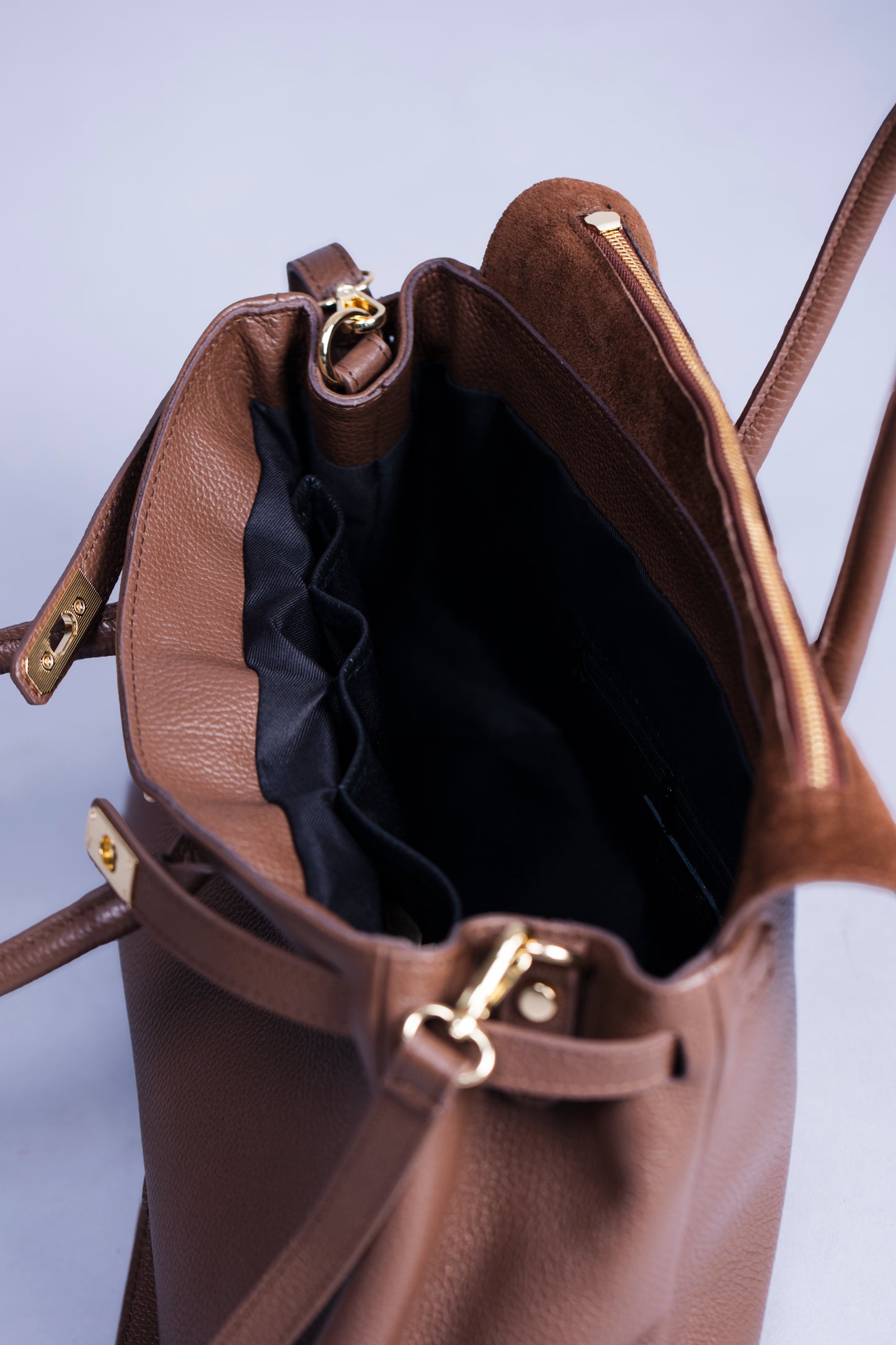 Borsa Donna LUNA in Vera Pelle Taupe Made in Italy – Eleganza Artigianale
