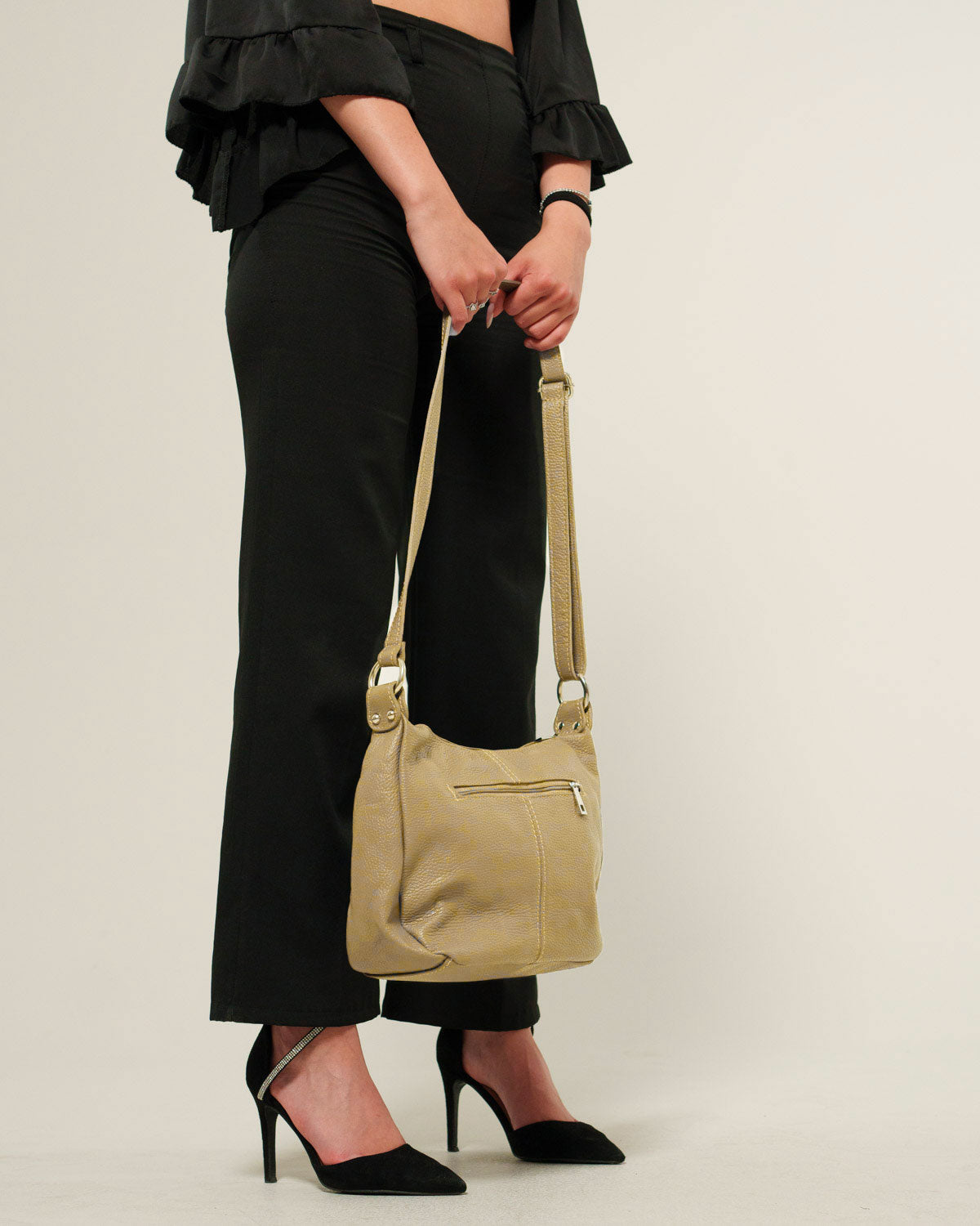 Borsa tracolla donna Thea in Vera Pelle Taupe - Morbida, Capiente Versatile